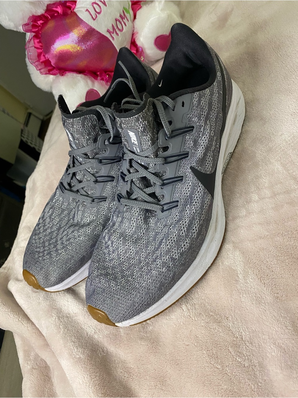 Nike Air Zoom Pegasus 36 Running Shoes Women’s Size 11.5